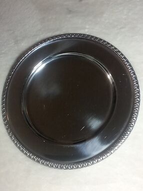 VINTAGE STAINLESS MADE IN JAPAN 7 INCH SERVING TRAY WITH DESIGN AROUND RIM!